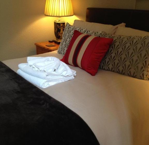 호텔 Sarnia Guest House - Adult Only -