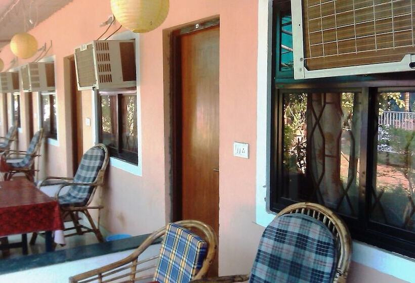 Hotelli Sunbeach Residency