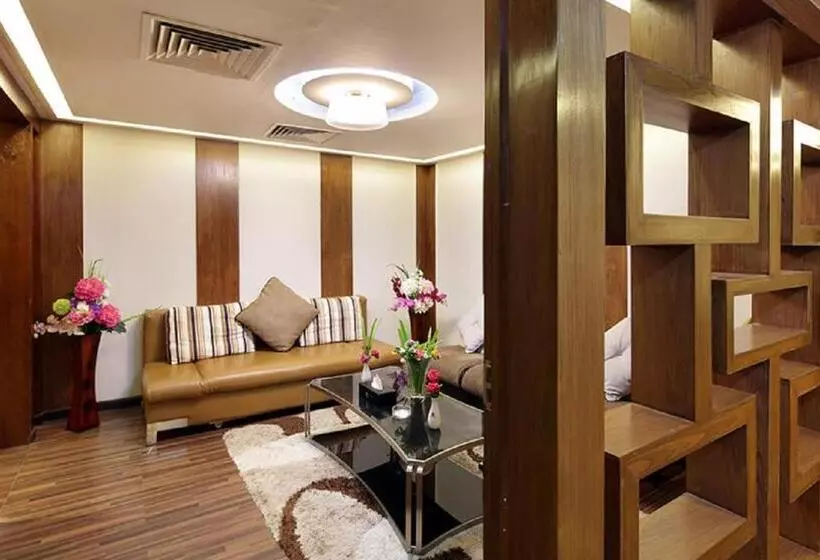 هتل The Cox Today