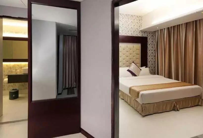 هتل The Cox Today