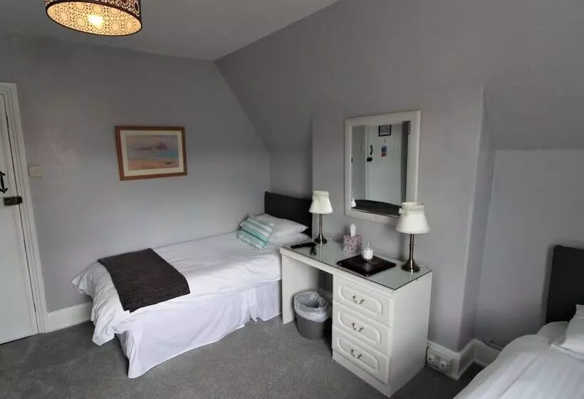 Отель The Lorna Doone