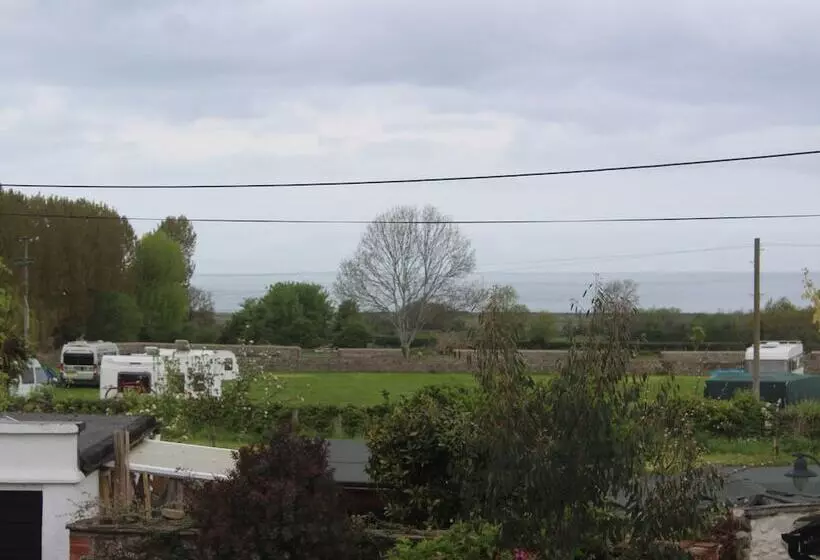 Отель The Lorna Doone