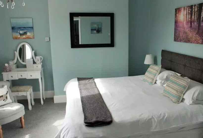 Отель The Lorna Doone