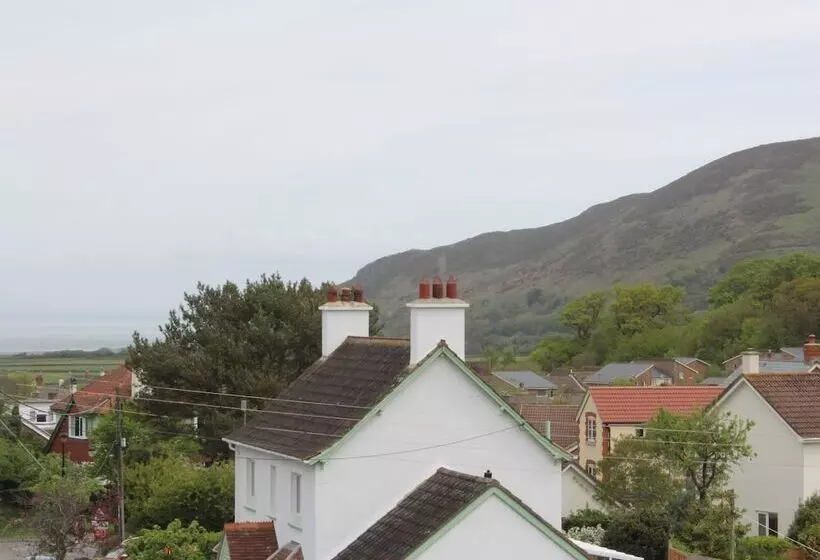 Отель The Lorna Doone