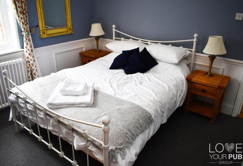 Hotel The Star And Garter