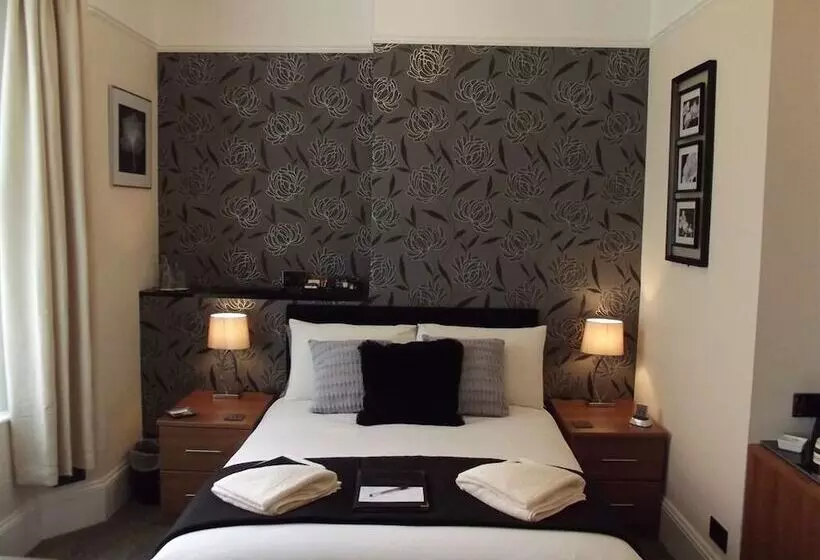 ホテル The Wellsway