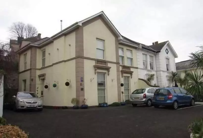 ホテル The Wellsway