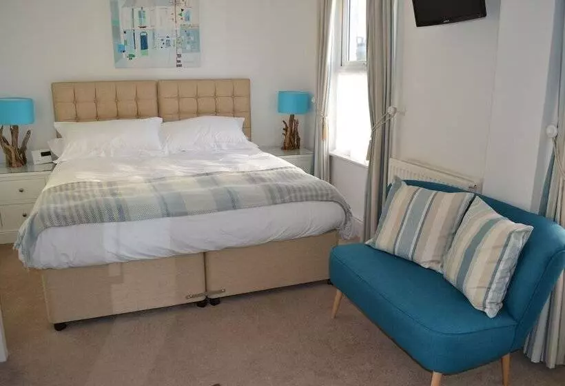 Отель Tregony Guest House