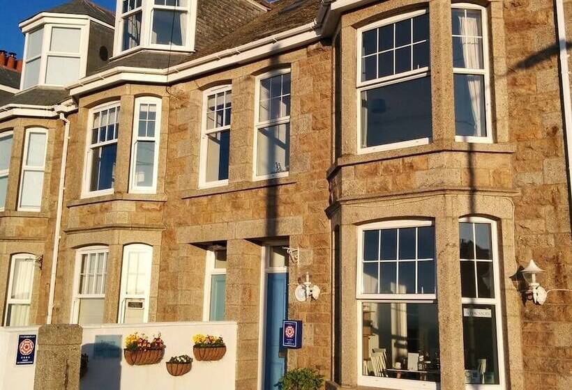 Hotel Tregony Guest House