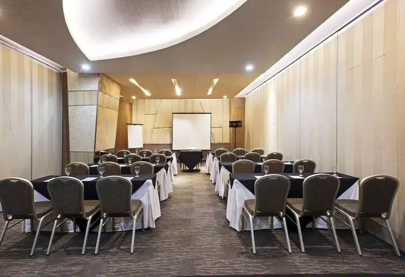 One Pacific Place Serviced Residences