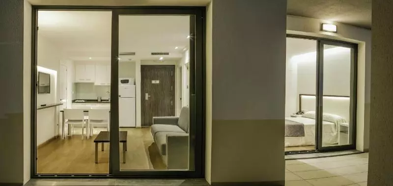 Aparthotel Playa Oliva