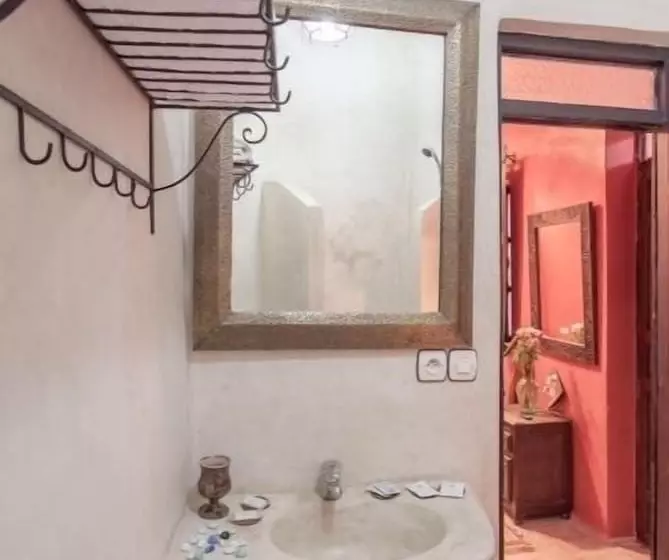 Riad Dar Kamar Zamane   Adults Only