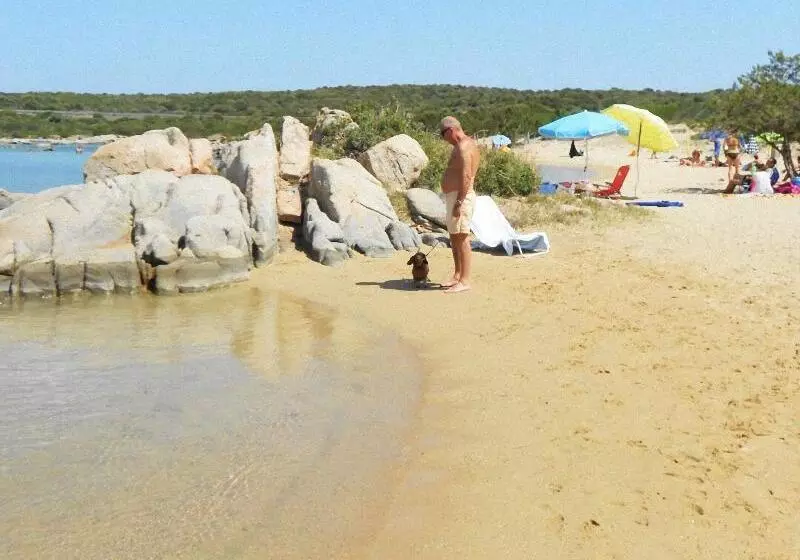 Baia De Bahas Apartaments & Resort