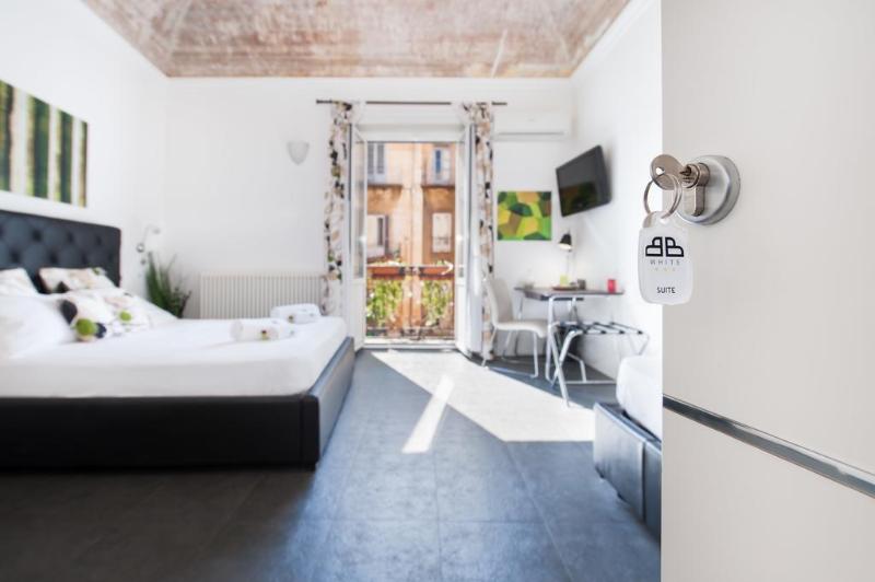 住宿加早餐  White