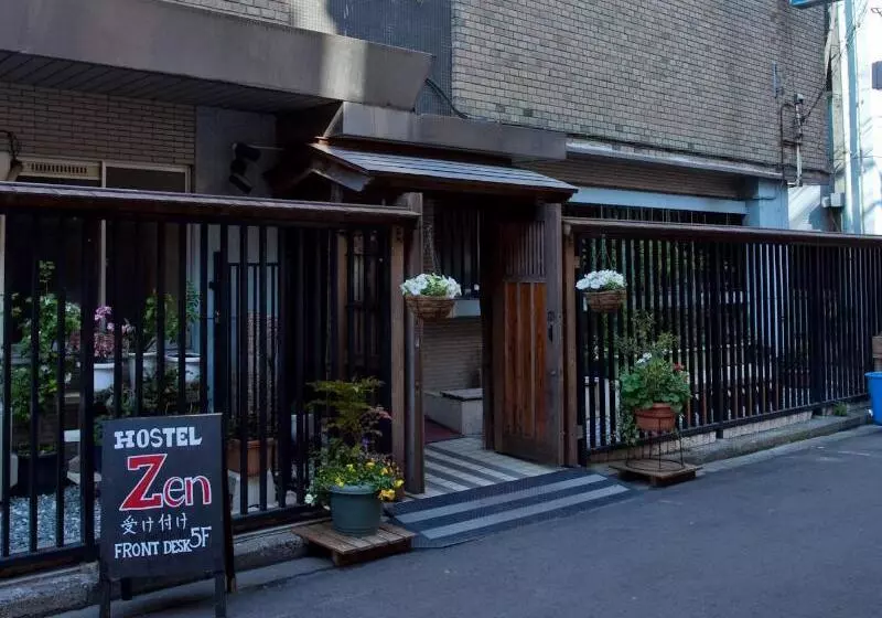 Hostel Zen