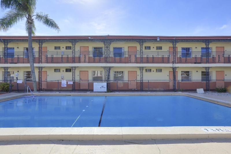 בית מלון כפרי Budget Inn St.petersburg