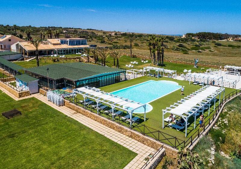 בית מלון כפרי Capo Campolato