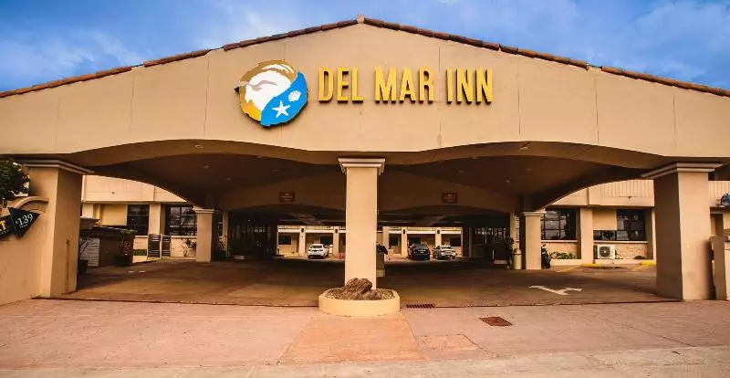 فندق Del Mar Inn Rosarito
