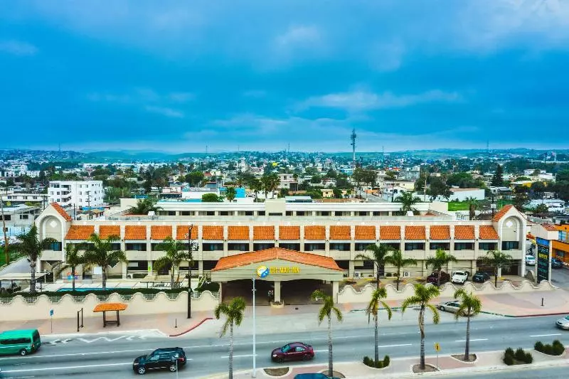 فندق Del Mar Inn Rosarito
