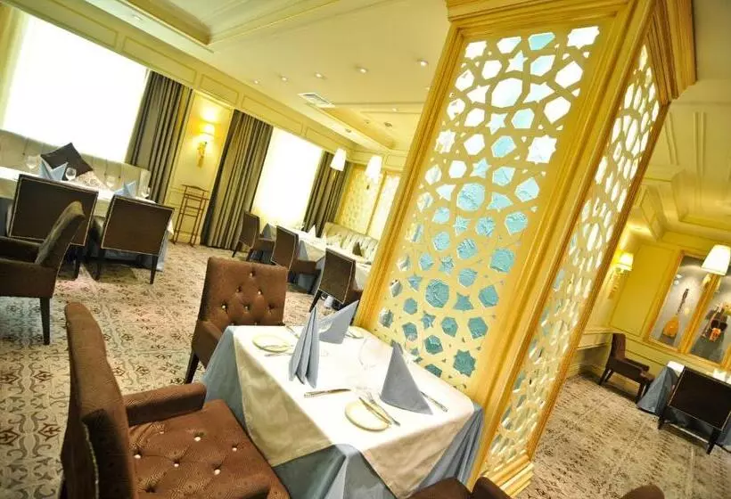 هتل Grand Tien Shan