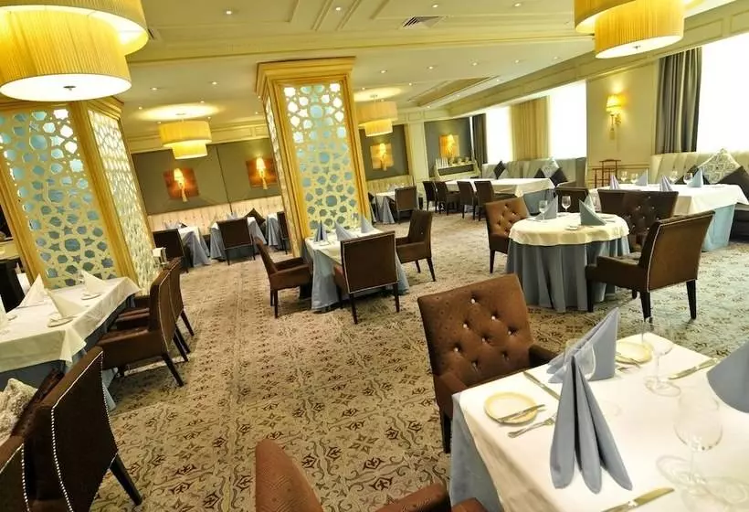 هتل Grand Tien Shan