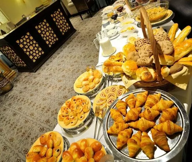 هتل Grand Tien Shan