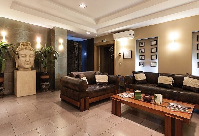 هتل Grand Tien Shan