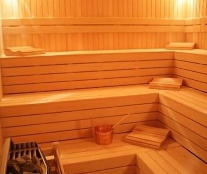 هتل Grand Tien Shan