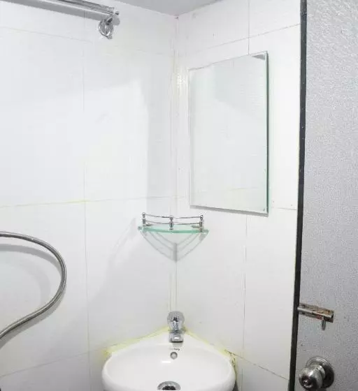 هتل K C Residency