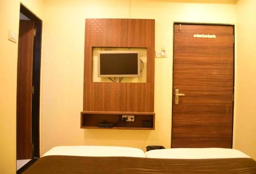 هتل K C Residency