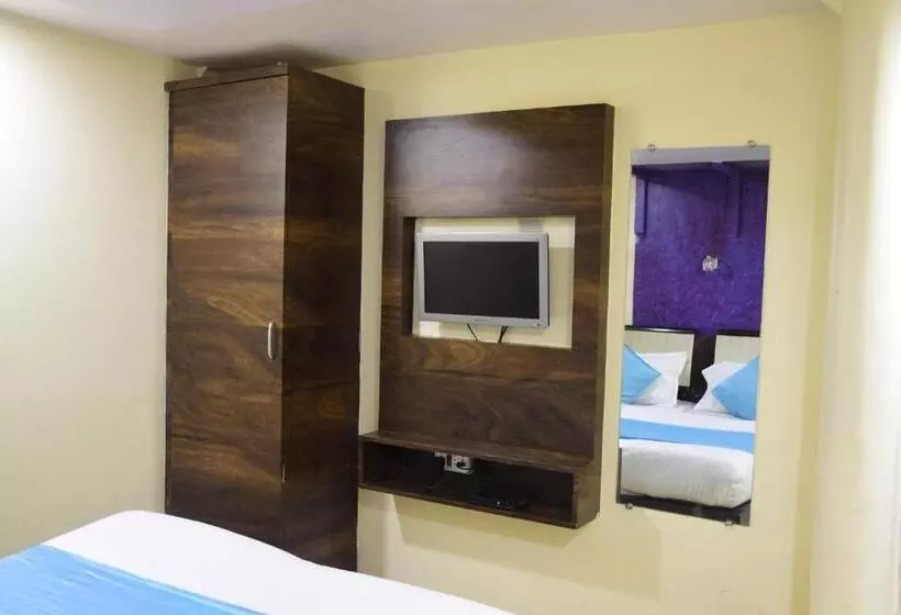 هتل K C Residency