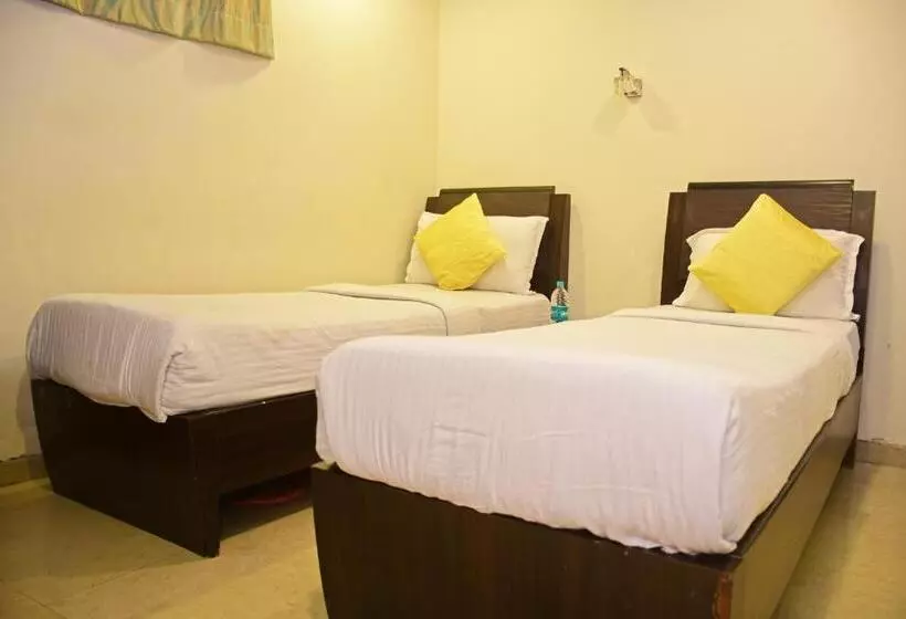 هتل K C Residency