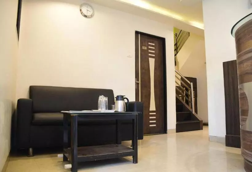 هتل K C Residency