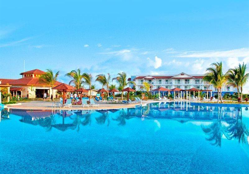 Memories Flamenco Beach Resort