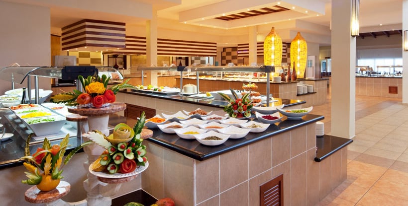 Memories Flamenco Beach Resort