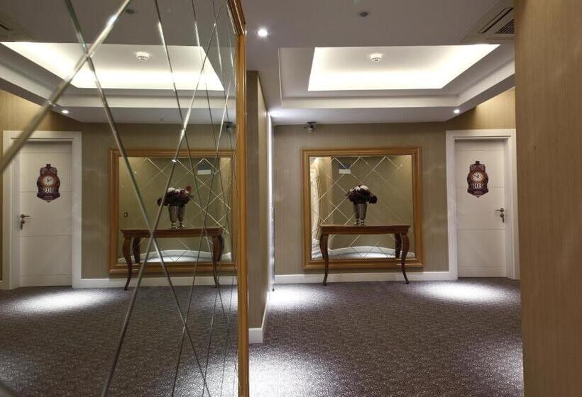 ホテル Montania Special Class