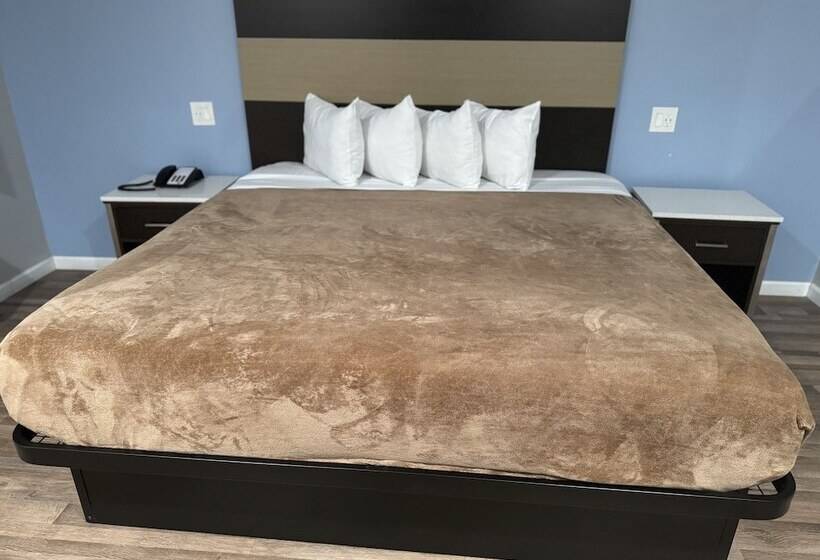 בית מלון כפרי Moonlite Inn