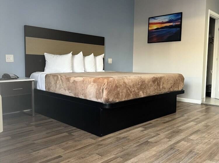 בית מלון כפרי Moonlite Inn