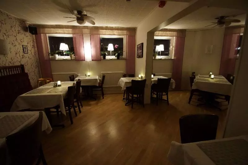 Peninsula Hotel Dar Es Salaam