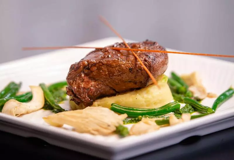 Peninsula Hotel Dar Es Salaam