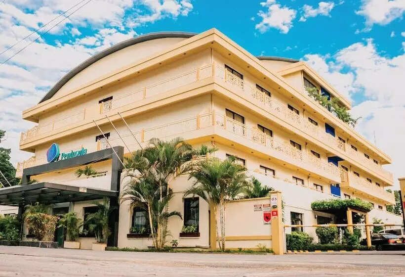 Peninsula Hotel Dar Es Salaam