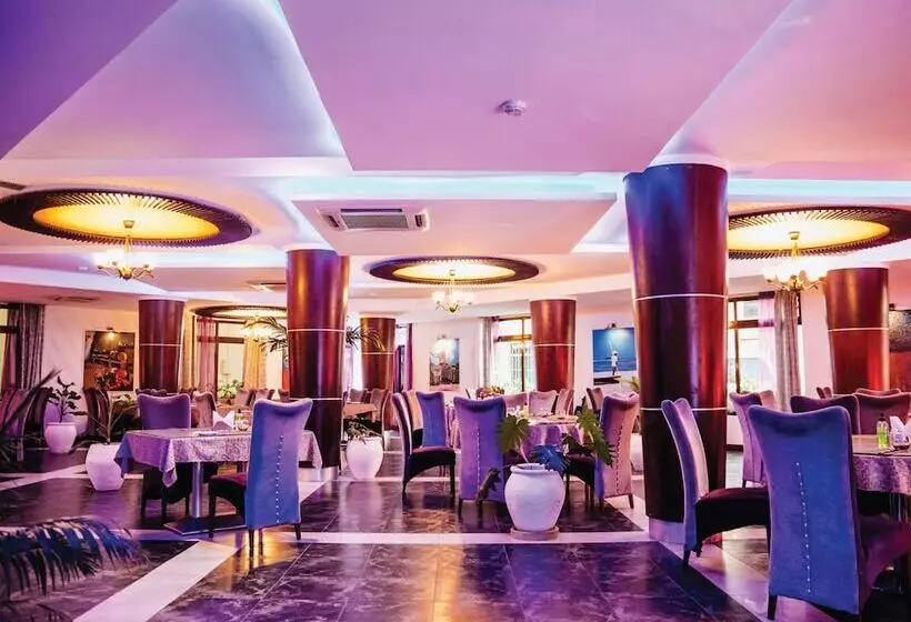 Peninsula Hotel Dar Es Salaam