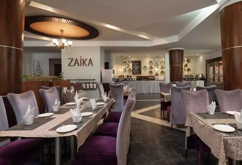 Peninsula Hotel Dar Es Salaam