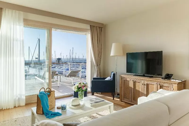 酒店 Resort Baia Scarlino