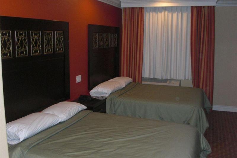 فندق Santa Fe Inn Los Angeles