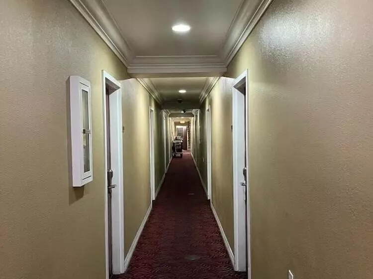 酒店 Santa Fe Inn Los Angeles