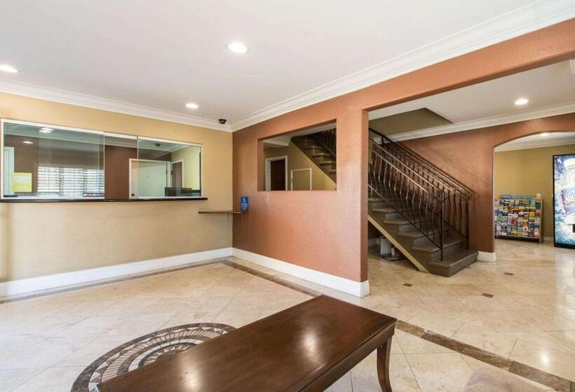 فندق Santa Fe Inn Los Angeles