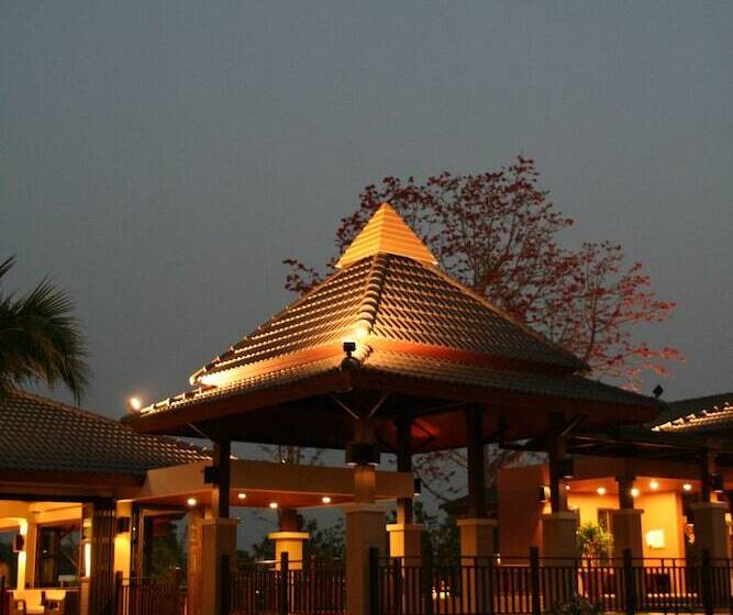 Mae Jo Golf Resort & Spa