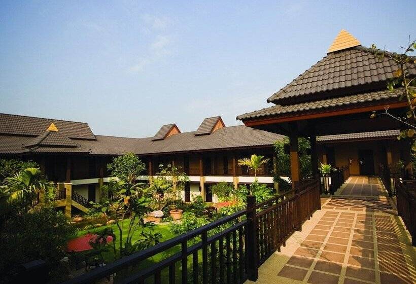 Mae Jo Golf Resort & Spa