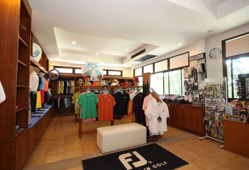 Mae Jo Golf Resort & Spa